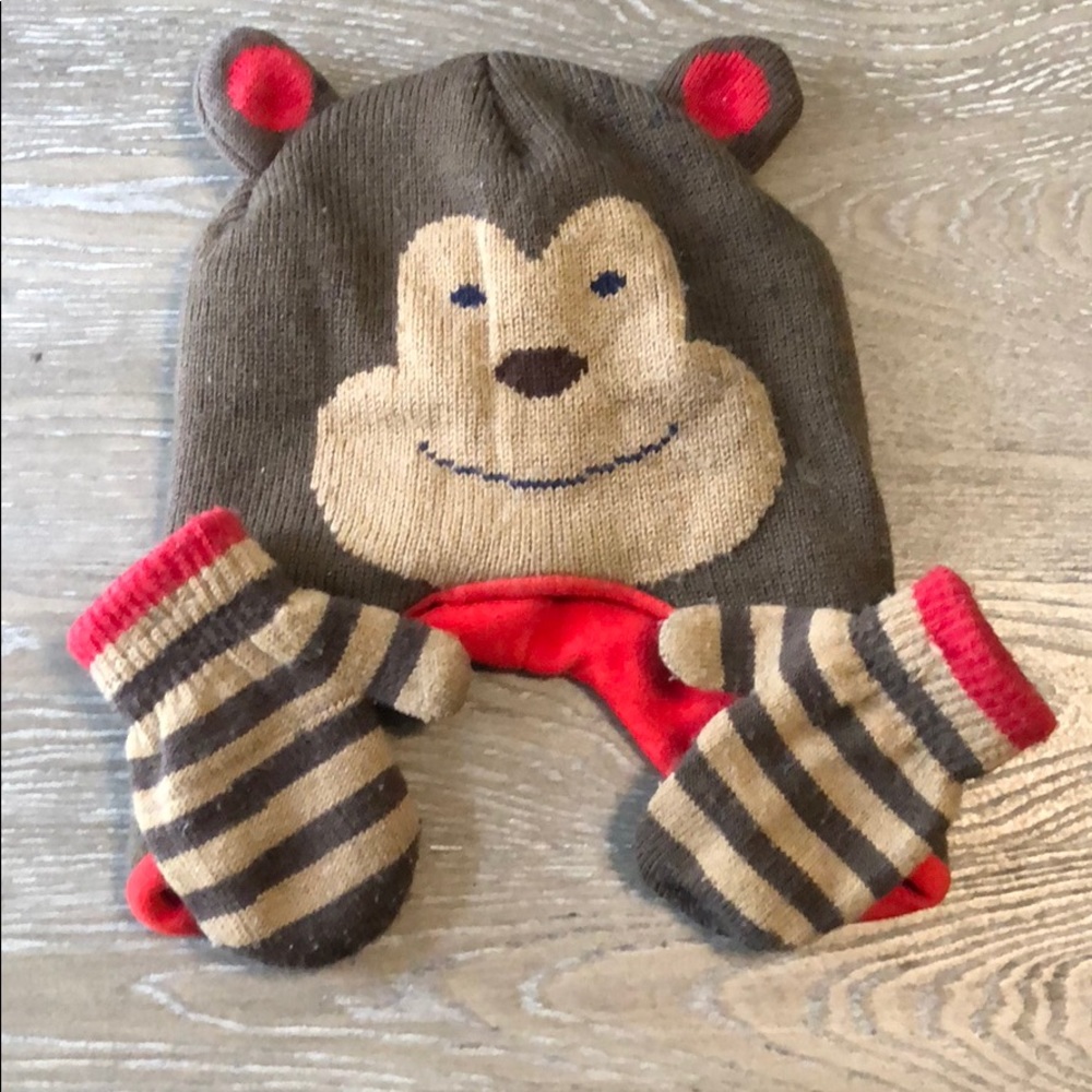 Caters Sweater Baby Bear Hat Set
